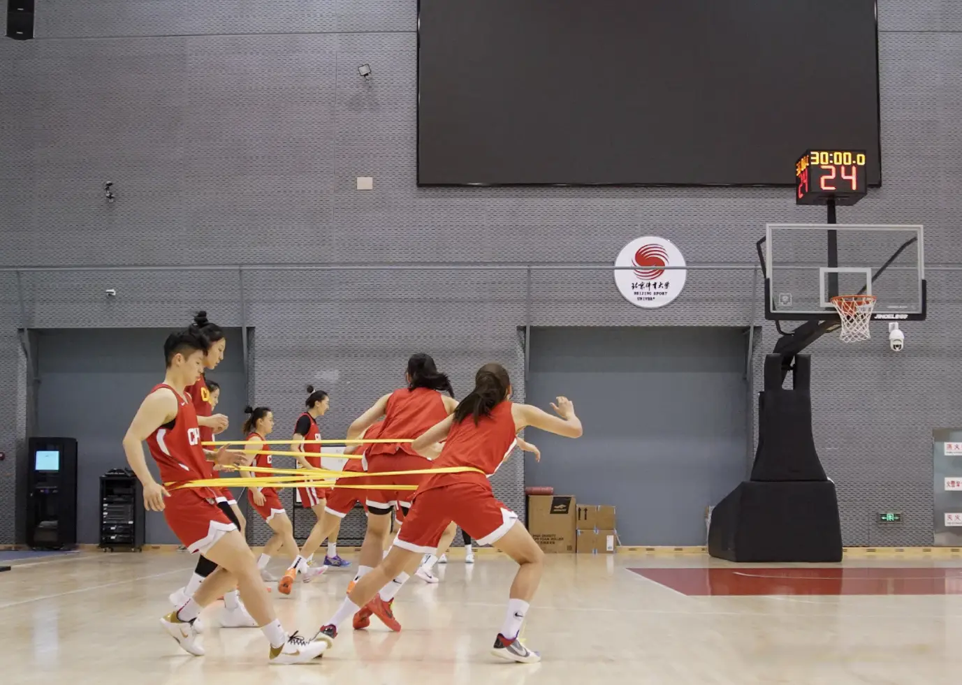 进行针对性, 国女篮内线, 幸了 进行针对性, 国女篮内线, 幸了