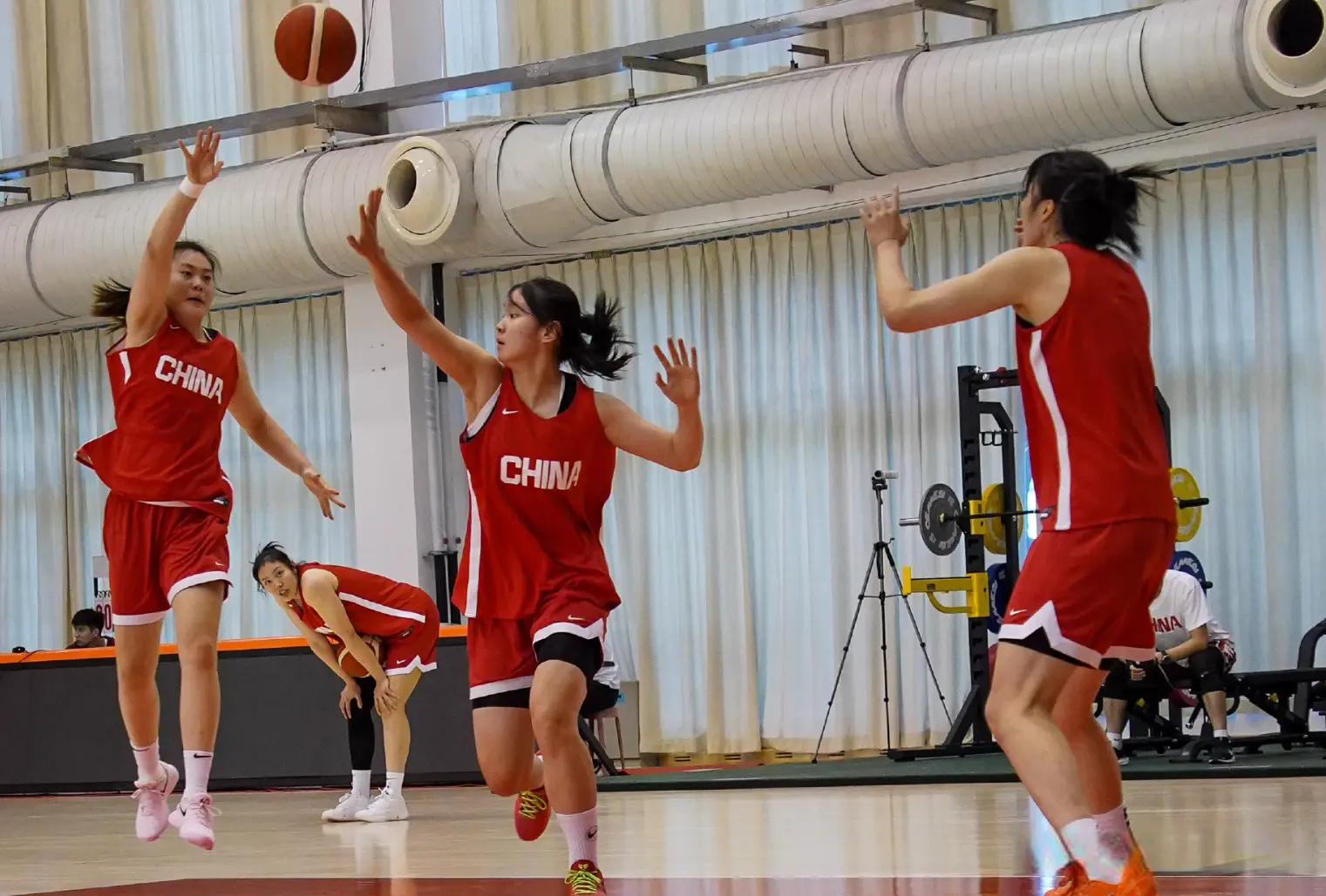 和赛程, 中国女篮传, 问题 和赛程, 中国女篮传, 问题