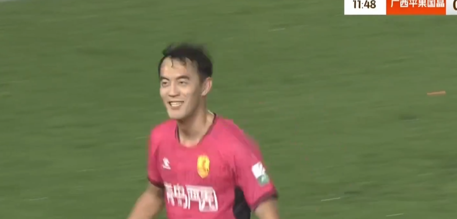 青岛红狮锁定降级名额！剩4轮落后11分，6战不胜，张一轩送点